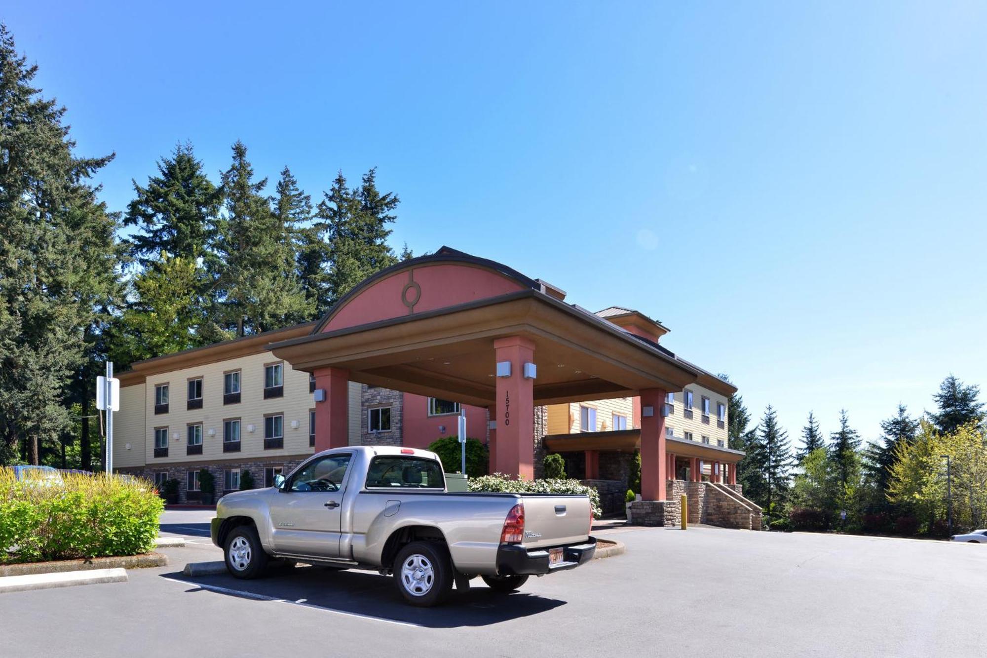 Holiday Inn Express Portland South - Lake Oswego By Ihg Exterior foto